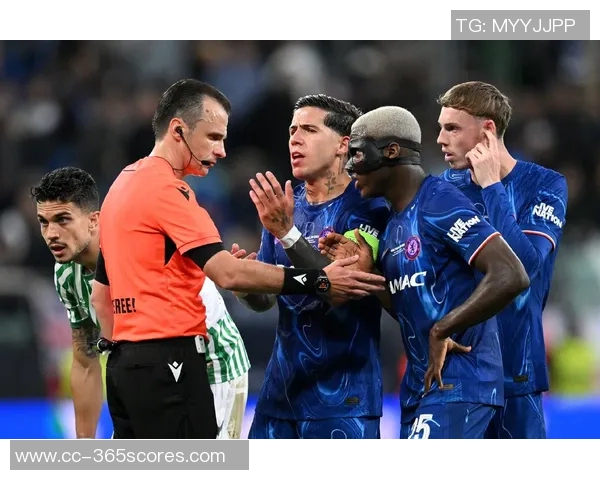 本赛季英超最佳阵容揭晓凯塞多与赖斯领衔枪手蓝军球员表现出色 本赛季英超最佳阵容揭晓凯塞多与赖斯领衔枪手蓝军球员表现出色