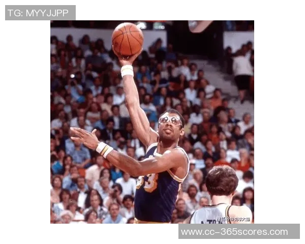 特纳评选历史五大中锋:奥尼尔大梦邓肯贾巴尔魔兽的传奇对决与影响 特纳评选历史五大中锋:奥尼尔大梦邓肯贾巴尔魔兽的传奇对决与影响